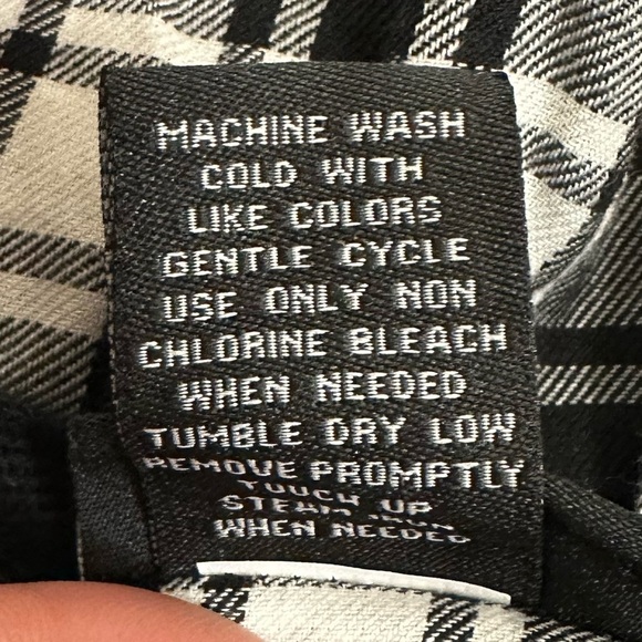 Torrid Black White Plaid Flannel Lace-Up Pockets Long Sleeves Shirt, Size 2X - Picture 9 of 11